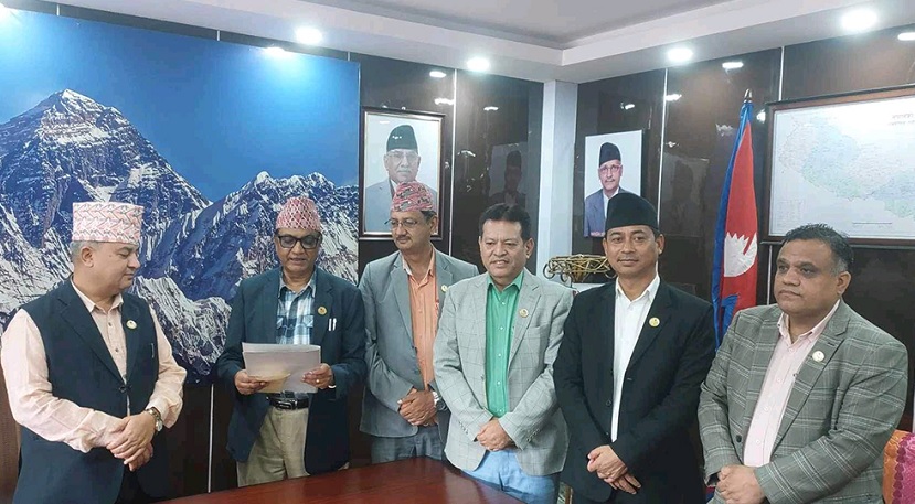 बागमती सरकारबाट बाहिरियो एमाले